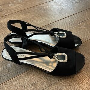 Sugar Foot Twister Strappy Dressy Shoe Sandals Women’s Size 8.5 Black